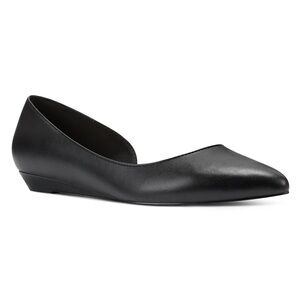 Nine West, black slip on flats. 8 medium. Like new.